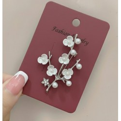 Gümüş Işıltılı İnci Çiçek Dalı Broş