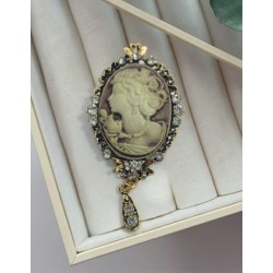 Vintage Portre Broş - Antik Altın Kaplama ve Kristal Taşlı Sallantılı Broş