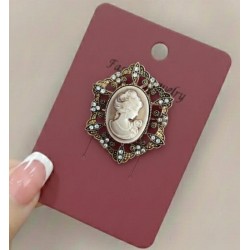 Asalet Rüzgarı Vintage Broş 